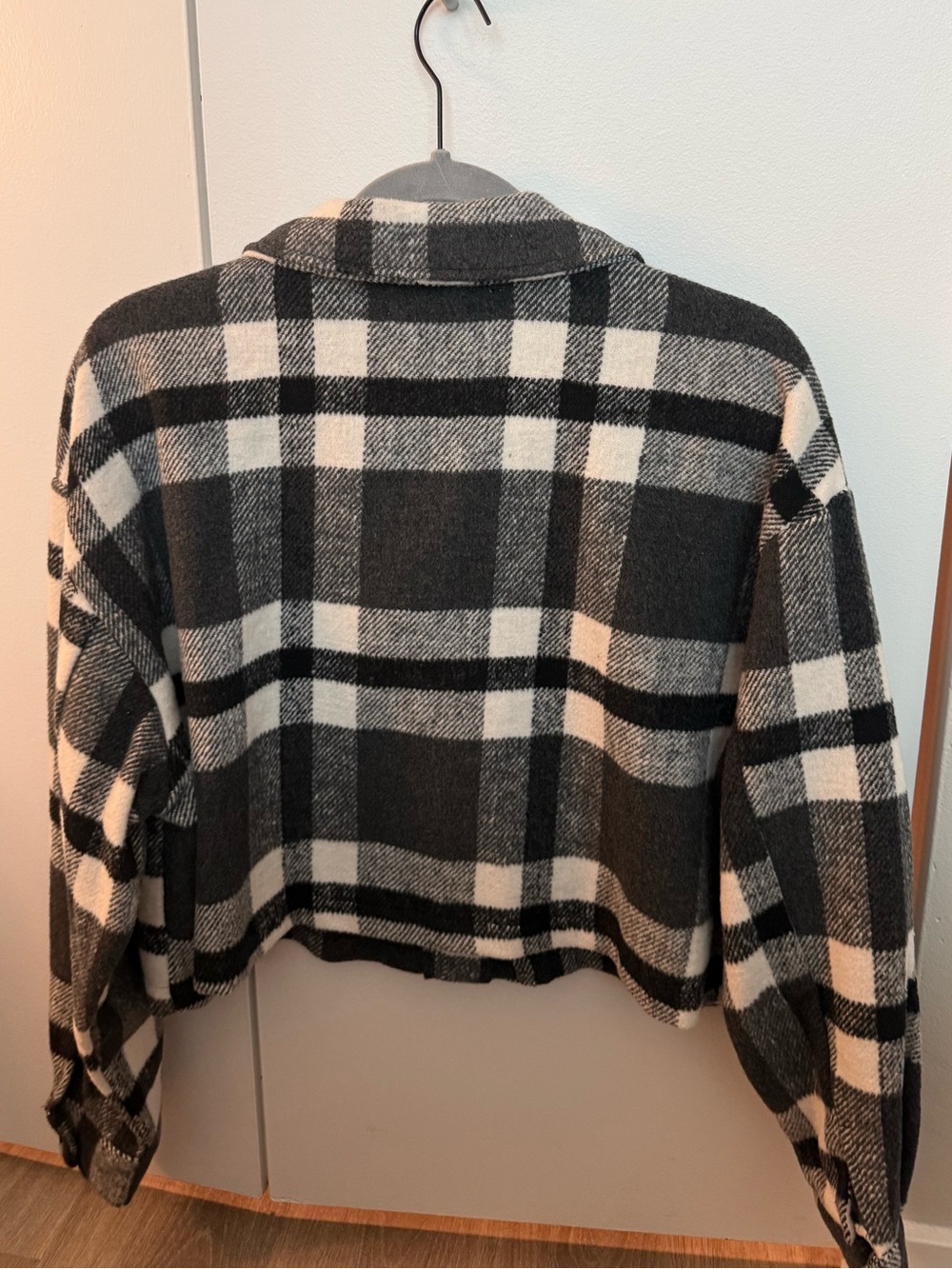 Elan cropped flannel jacket - Picture 4 of 4